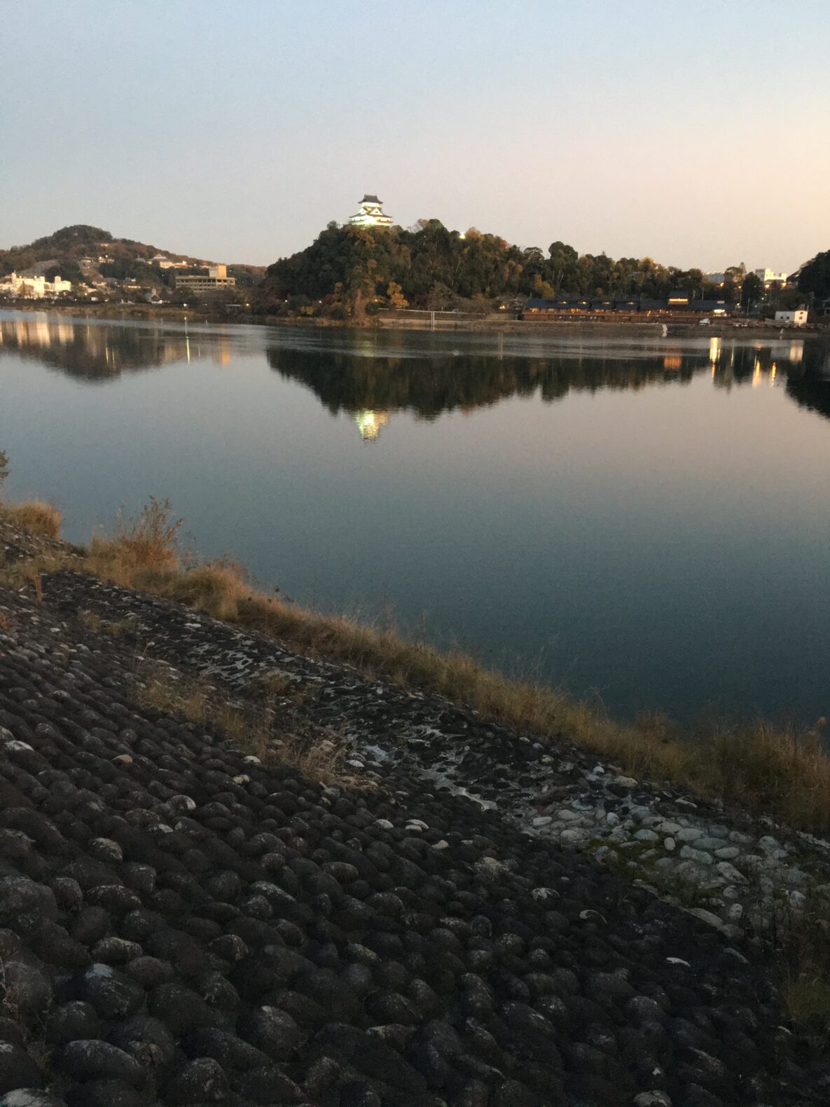 岐阜車体工業から近い観光地犬山城